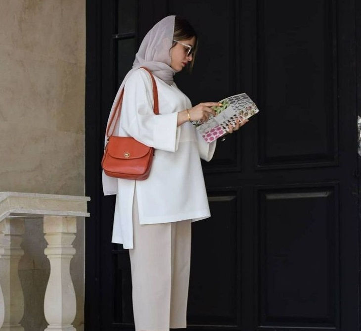 شومیز سفید با چه شالی میاد