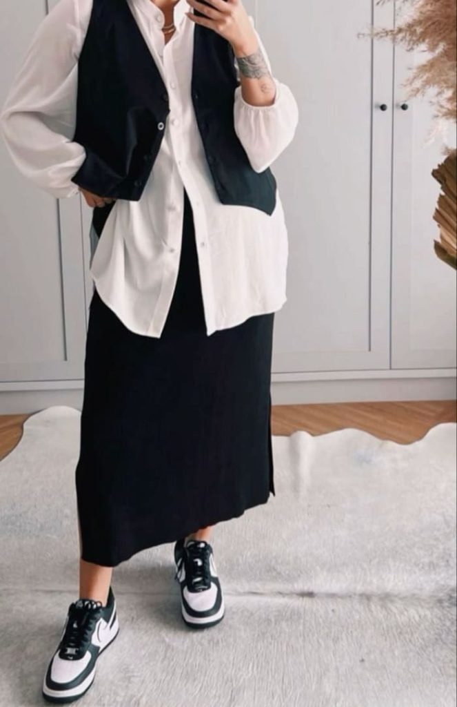 استایل تابستانی با دامن و وست