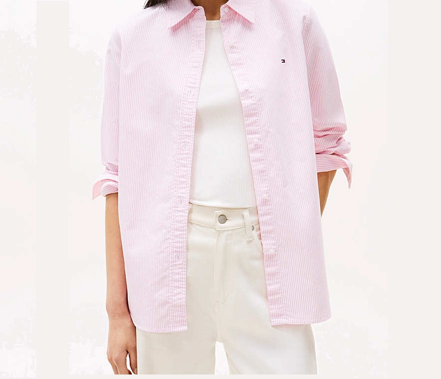 استایل شومیز صورتی با شلوار سفید