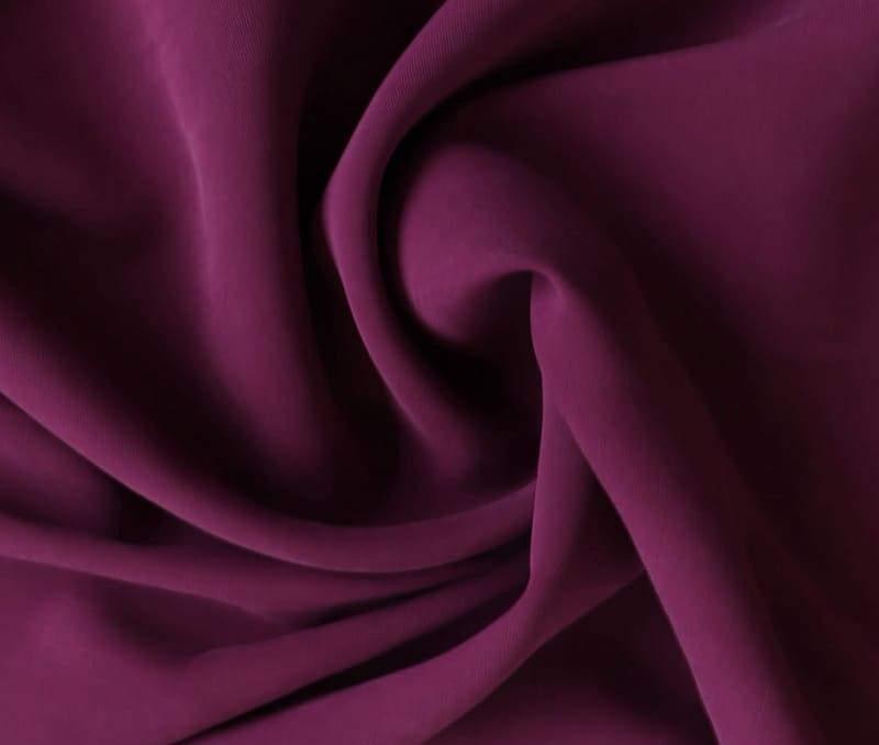 رنگ لباس مناسب پوست سبزه