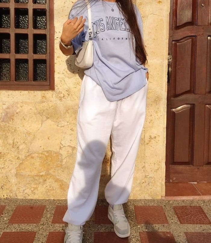 تیشرت لانگ را با چه شلواری بپوشیم : تیشرت لانگ با شلوار اسلش