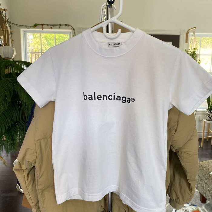 تی‌شرت بالنسیاگا زنانه