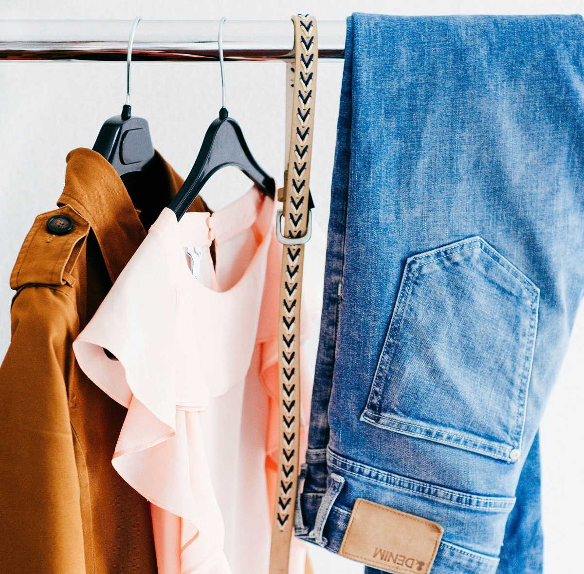 لباس هایی که باید داشته باشیم در کمد خانم ها