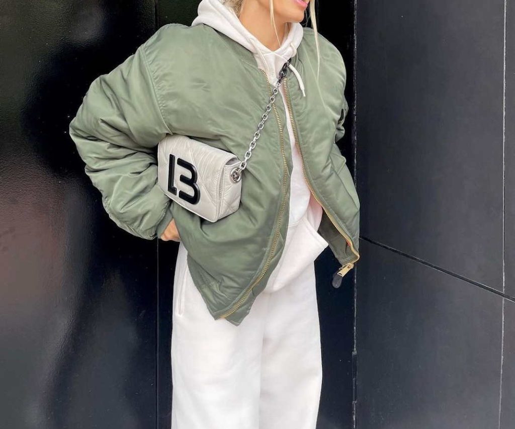 بامبر را با چی بپوشیم : بامبر جکت و هودی