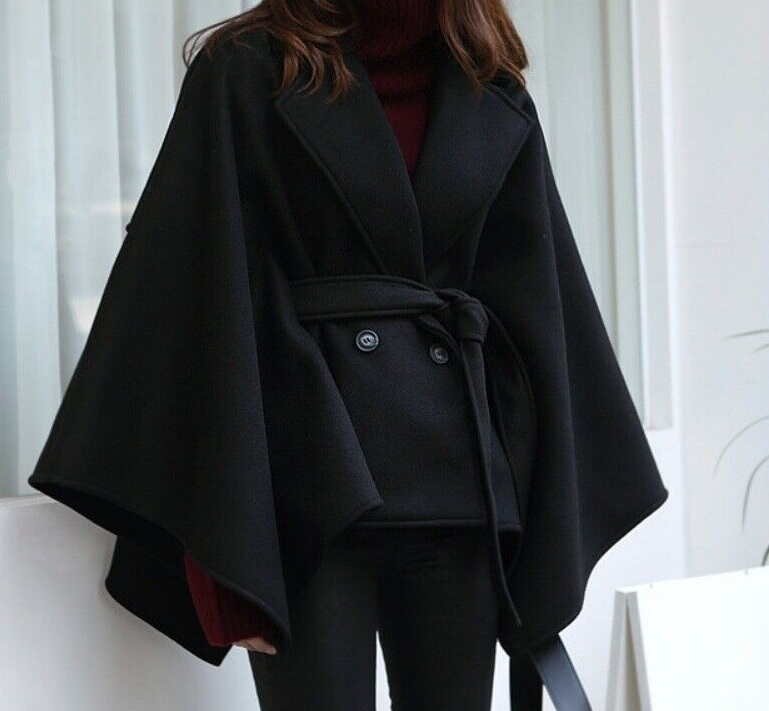 ترند لباس زنانه پاییز امسال : پانچو