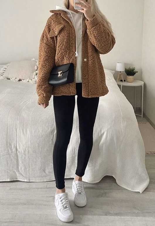 استایل پاییزی نرم و گرم با کت تدی