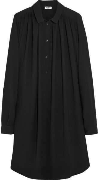 مدل مانتو ساده دکمه دار مشکی