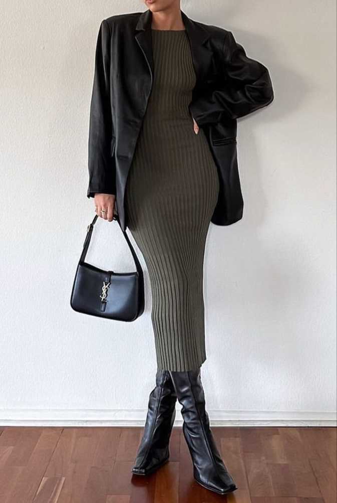 کاپشن چرم زنانه با پیراهن بلند پاییزه