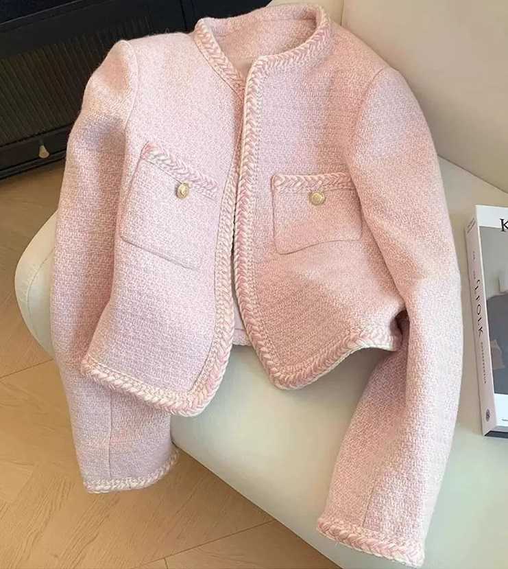 کت شنل صورتی