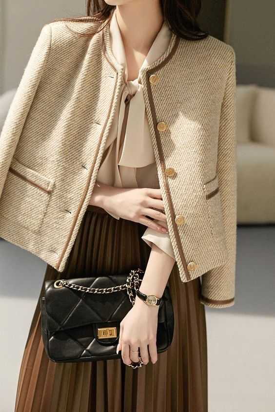 کت شنل کرم قهوه ای